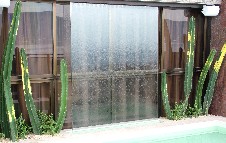 Cortinas de agua em vidro ou mais